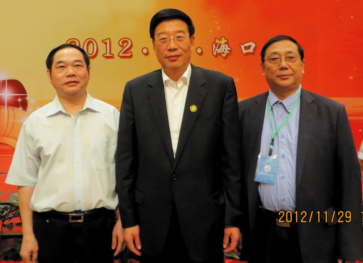 2012年，時(shí)任湖南省委書記徐守盛蒞臨?？谝暡?jpg